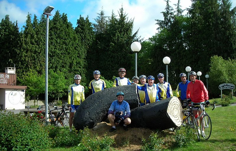 2011-05-12 06 Guemene Un peu plus ils nous gardaient.JPG